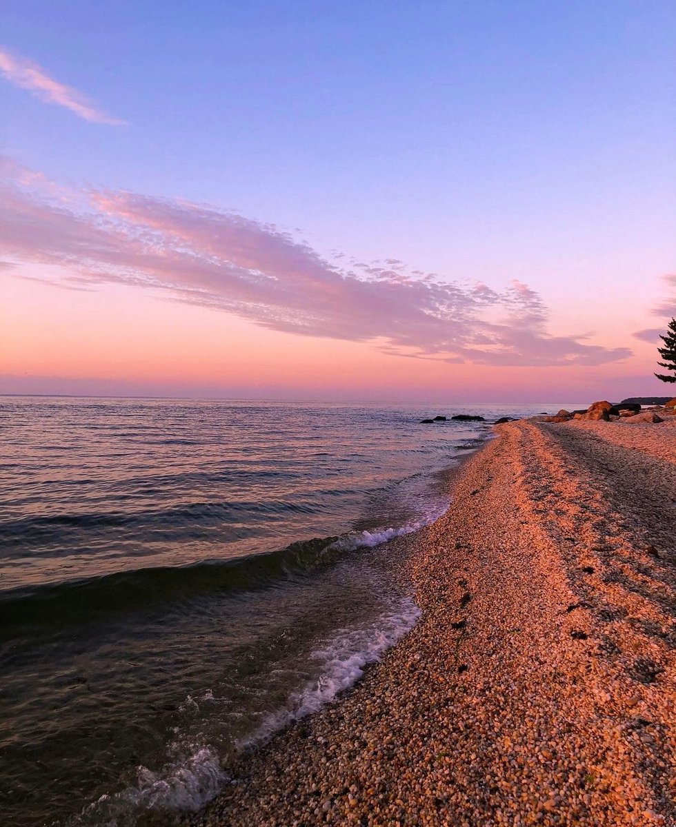 DiscoverLINY's tweet photo. Wishing we were a Margarita deep on the Long Island sound right now π #NationalMargaritaDay πΉ
πΈ: @tayhiker
#discoverlongisland #whereyoubelong #longislandnewyork #longisland #liny #exploreliny #northfork #thenorthforker #northforker #longislandsound #longislandlife https://t.co/em9qVoJqVE