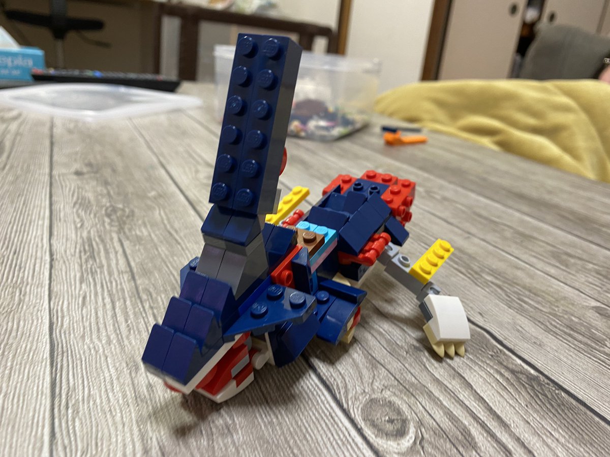 SharkBoyInJapan's tweet photo. Deacon’s upper body made of Lego.
3 in 1 shark is amazing kit!
#Shark
#LEGO
#Deacon https://t.co/DL9ZjoEk1D