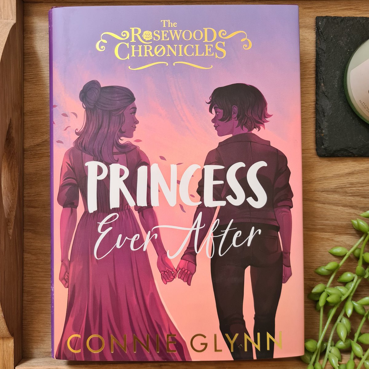 The postman just delivered the most beautiful #bookmail!

A huge thank you to <a href="/The_WriteReads/">TheWriteReads</a> and <a href="/penguinplatform/">Penguin Platform 🐧</a> for my gorgeous copy of #PrincessEverAfter by <a href="/connieglynn/">Connie Glynn Books</a>, ready for the upcoming <a href="/WriteReadsTours/">TheWriteReads OnTour</a> blog tour!😍😍😍

#booktwt #booktwitter