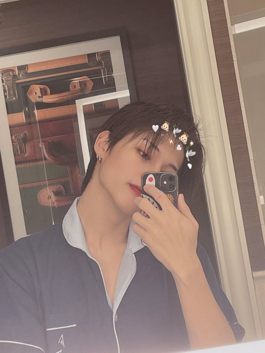 woofIrts's tweet photo. @jcw_infinite @ATEEZofficial tysm for the giveaway!!! It's hard to choose but i think this is my recent favourite pic of wooyoung ><

@INT0YEO @W0NPILCRSH https://t.co/dHvBOZ1p5d