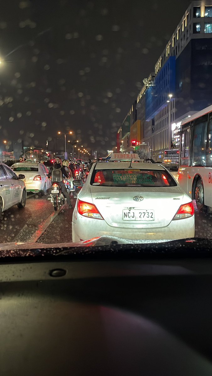 longterm86's tweet photo. On my way home🚘🌧 https://t.co/2zlIy5hBLC