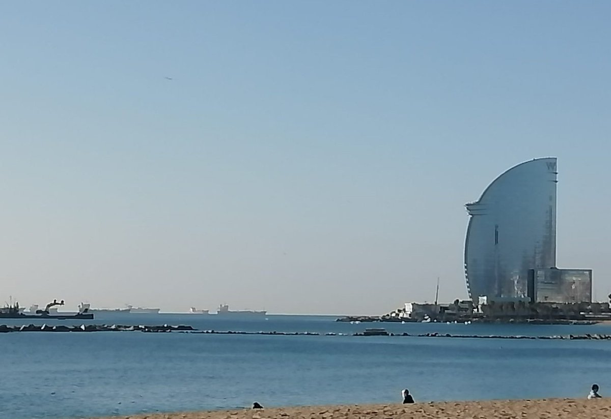 Absolutely wonderful #weather today in #Barcelona highs of 17°c 62°f