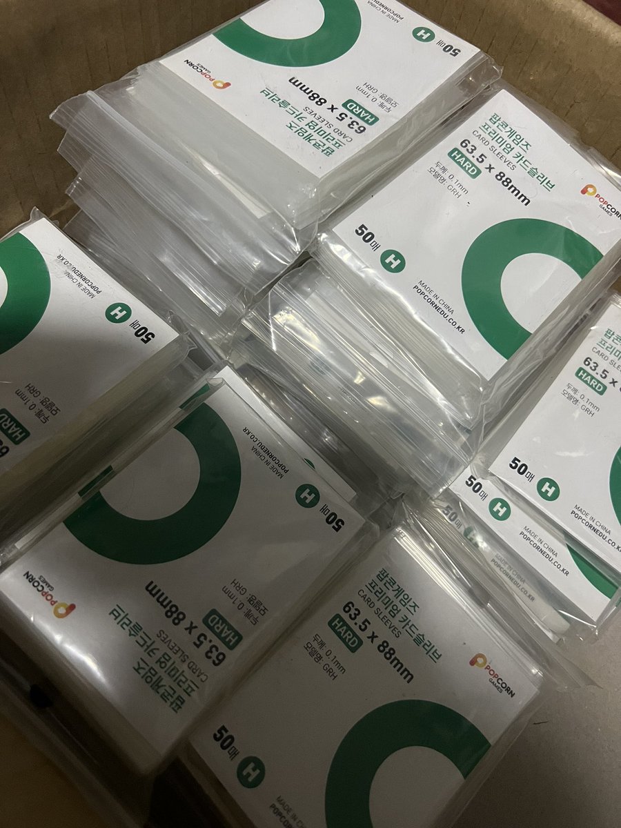 heeseungcarts's tweet photo. ‼️ SALE ‼️

wts lfb popcorn sleeves onhand ph

Popcorn Sleeves 63.5x88mm (Hard Variation - 50pcs per pack) - P90 pesos on Shopee

GGX courier lang po meron ako sa shopee and 63.5x88mm na lang po available ko na size ☺️

Shopee Link: https://t.co/f4SlLXe3dz https://t.co/0J8PII4tAZ