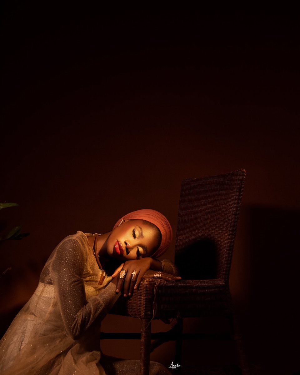 mrsaint_ng's tweet photo. Shot &amp; retouched by ME @mrsaint_ng 
📍Abuja
👸 Geraldine Ogili

-#AbujaTwitterCommunity #photography https://t.co/SeYJ9j2vIA