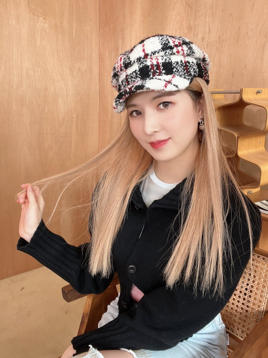 blingbling_new's tweet photo. [#차주현]
나는야 리액션즈 주현❤️

#블링블링 #BlingBling #ブリンブリン 
#CHA_JUHYUN #チャ_ジュヒョン https://t.co/wnQWcc1kxm