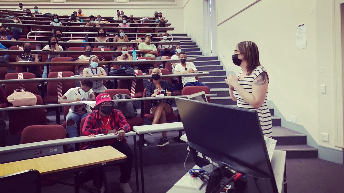 Rhodes_JMS's tweet photo. We had a successful #Journ1 class yesterday making use of @Rhodes_Uni new #hyflexsystem - teaching face-to-face and online #whatstorieswillyoutell #jms2022 #jms50 https://t.co/Krf2P3uTt6
