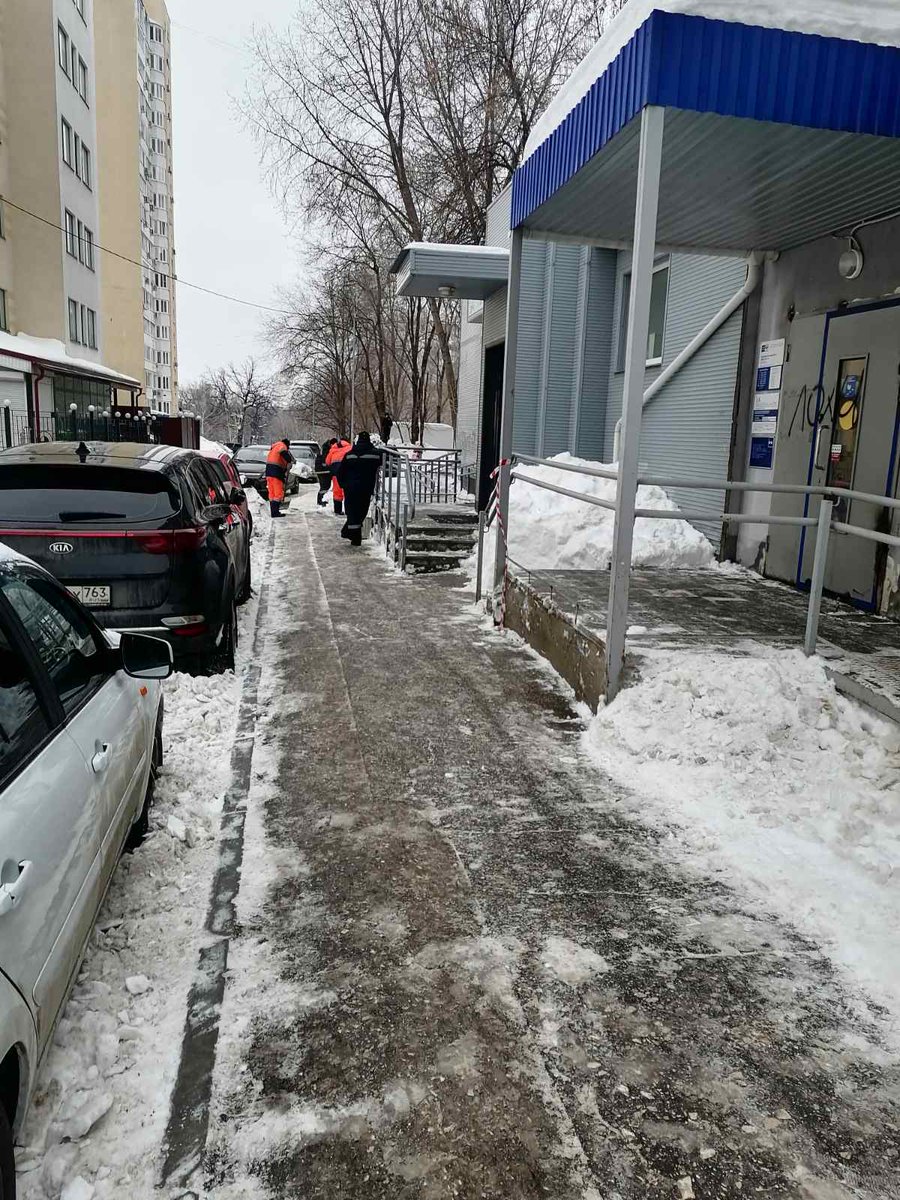 Выполнение работ по очистке территории от снега, по адресу: ул. Стара Загора, 140.
<a href="/Rudakov_i_a/">Рудаков Игорь Александрович</a>, <a href="/adm_kir63/">Администрация Кировского района</a>, <a href="/gkh_kir63/">Отдел по ЖКХ и благоустройству</a>.