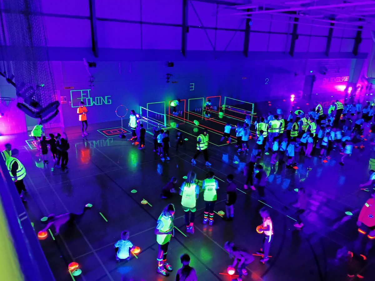 letsgetahead's tweet photo. Lighting up this week with another #GetGlowing @gandbprimary primary today. Bring on the glow in the dark sports, neon fun and games #getactive #activeschools #gettingchildrenactive https://t.co/gDzS7iD2h3