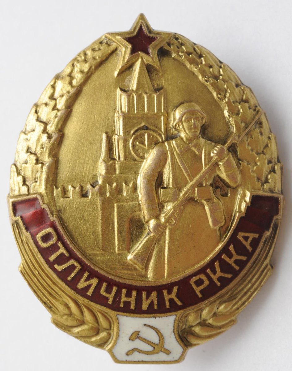 vladmuseum's tweet photo. Дорогие мужчины, поздравляем вас с Днем защитника Отечества!
Желаем благополучия, тепла, долголетия и, конечно же, мирного неба над головой! https://t.co/T83vqvWDRQ