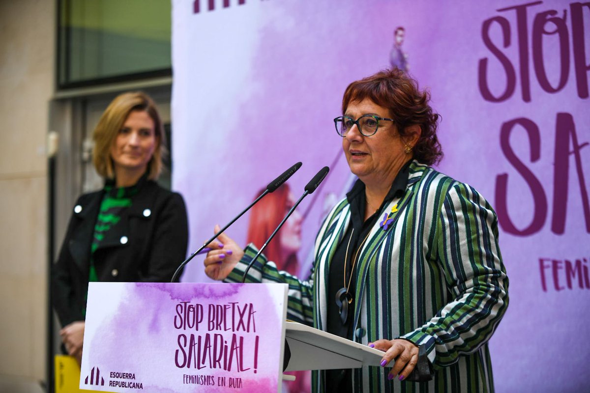 Esquerra_ERC's tweet photo. "De mitjana, les dones cobrem 💰 6.000€ menys que els homes cada any. Hem d'esperar al 2050 per tenir aquesta igualtat? Hem de passar de les paraules a l'acció✊", diu @dolorsbassac  #StopBretxaSalarial https://t.co/3KhBp81pdT