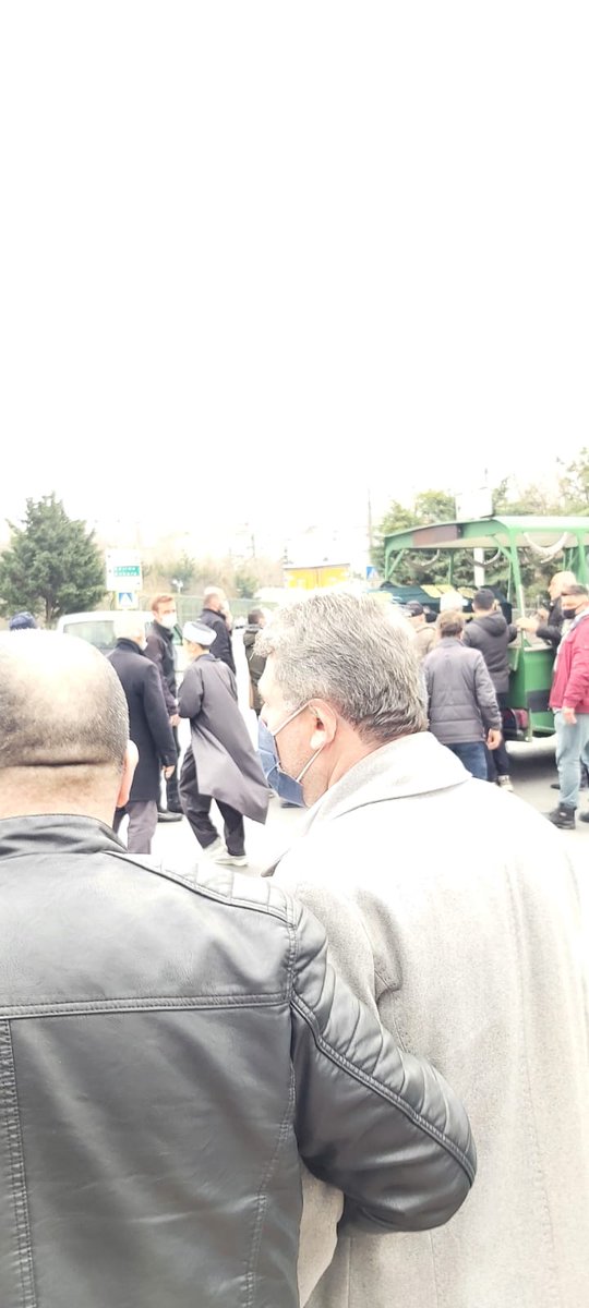 akpartifsm's tweet photo. FSM MAHALLEMİZDEN  MUHAMMER BİRER VEFAAT ETMİŞTİR. CENAZESİ BUGÜN  22 ŞUBAT SALI ÖGLE NAMAZINDA BÜYÜK ARMUTLU MERKEZ CAMİİNDEN KALDIRILACAKTIR. 
TAZİYE İÇİN, 
OĞLU ADİL BİRER 05523147886
Bülent Çıtır @ctr58 ,Coşkun Demir İle Katılım Sağladık. @aksariyer https://t.co/IBoYRXUtDD