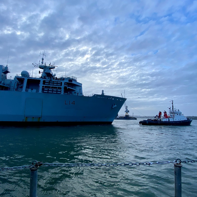 ForcesNews's tweet photo. .@hms_albion has set sail for an #Arctic mission in #Norway. 🇳🇴

The amphibious assault ship has left @HMNBDevonport to spearhead #ExerciseColdResponse. ❄️

Read more here 👇