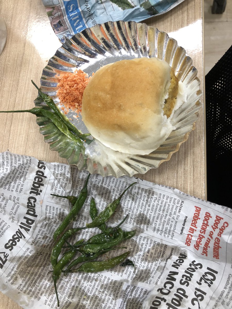 #amchimumbai #vadapav @Biju21141657 @bindiyannsmitha