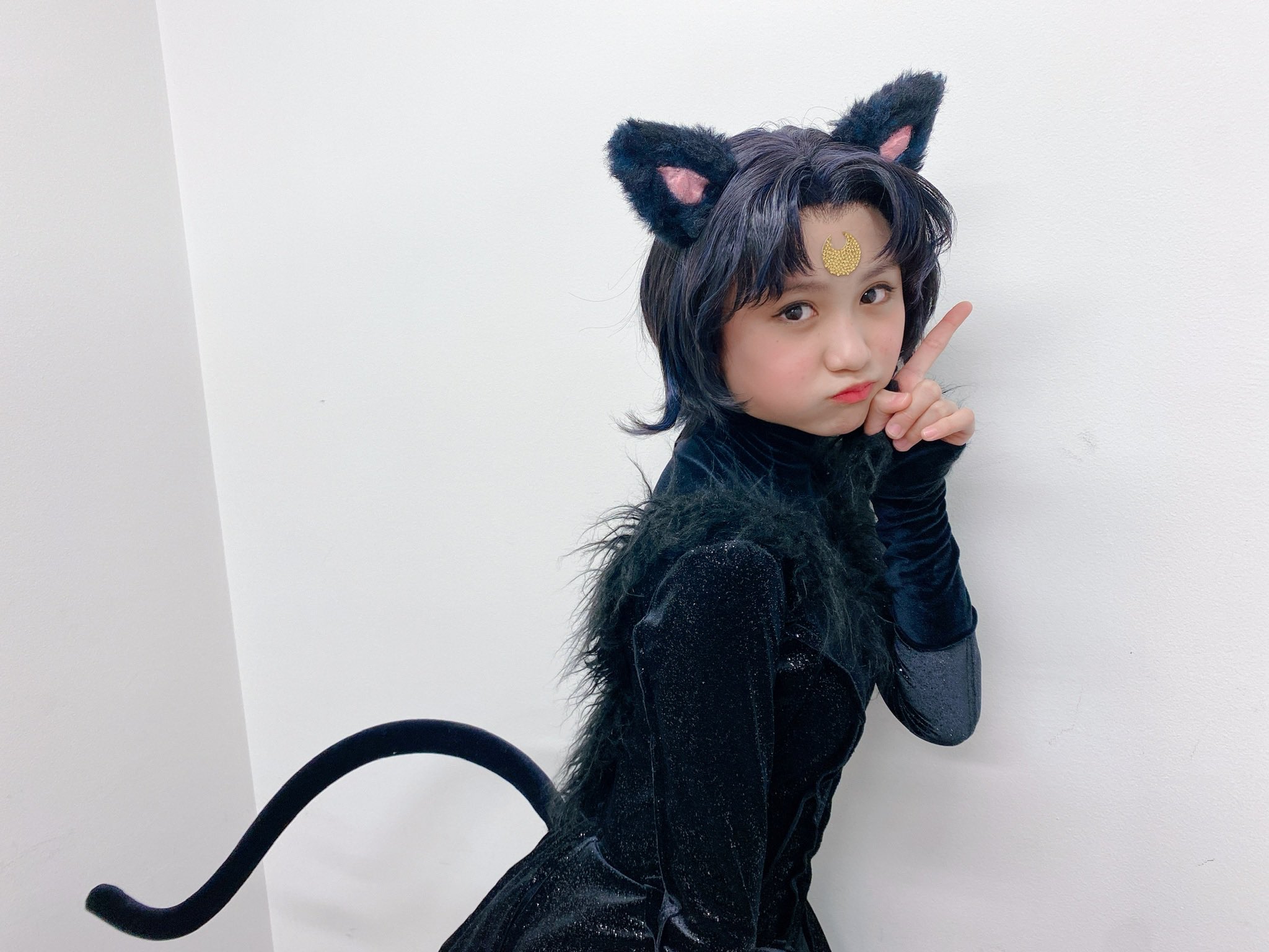 【国内発送・関税込】ハロウィン★セーラームーン★ルナ 楽天市場】セーラームーン ルナ コスプレの通販