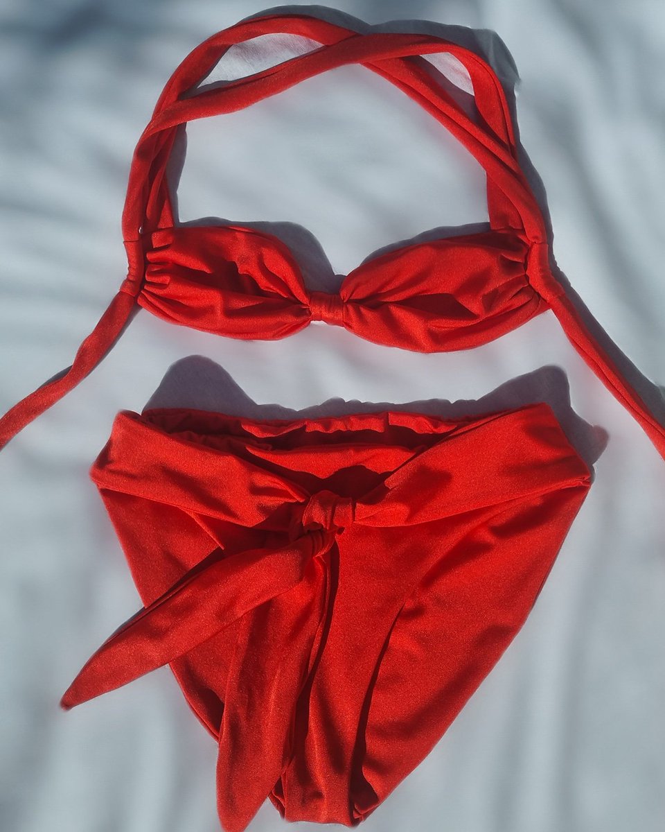 PashaSwimSA's tweet photo. The CORAL set has a beautiful seamless design, creating extra comfort &amp; sophistication. This bikini is super flattering, so you'll feel your most gorgeous, confident self❤ DM on Insta to order✨ @pasha.swim

𝙃𝙖𝙣𝙙𝙢𝙖𝙙𝙚-𝙩𝙤-𝙤𝙧𝙙𝙚𝙧

#fashion #beautiful #bikinis https://t.co/Zq4O2NfCJB
