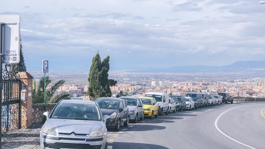 Llegas a #Granada de turismo y ¡sorpresa! no encuentras aparcamiento... 🤯🚗

👉 ¡Aquí te contamos dónde aparcar en Granada, zonas gratuitas y mejores parkings!

heygranada.com/donde-aparcar-…