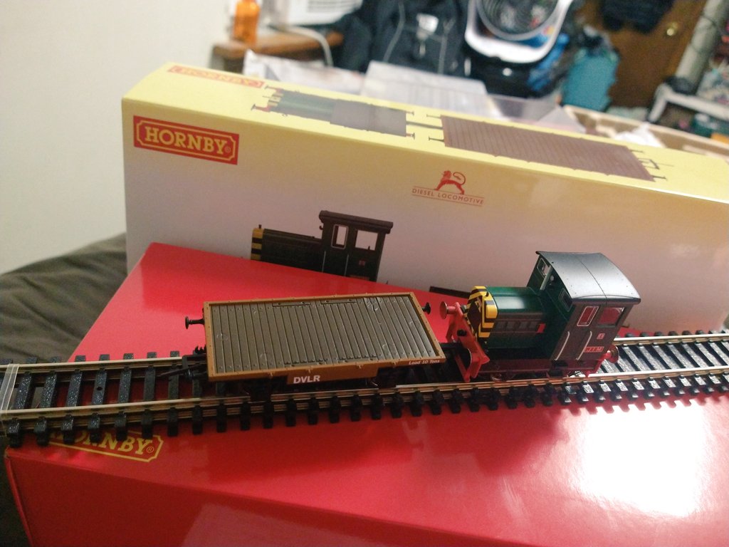 Bltzper's tweet photo. Starting my own model railway, No.1 Jim the works diesel https://t.co/sxRVMQmbZQ