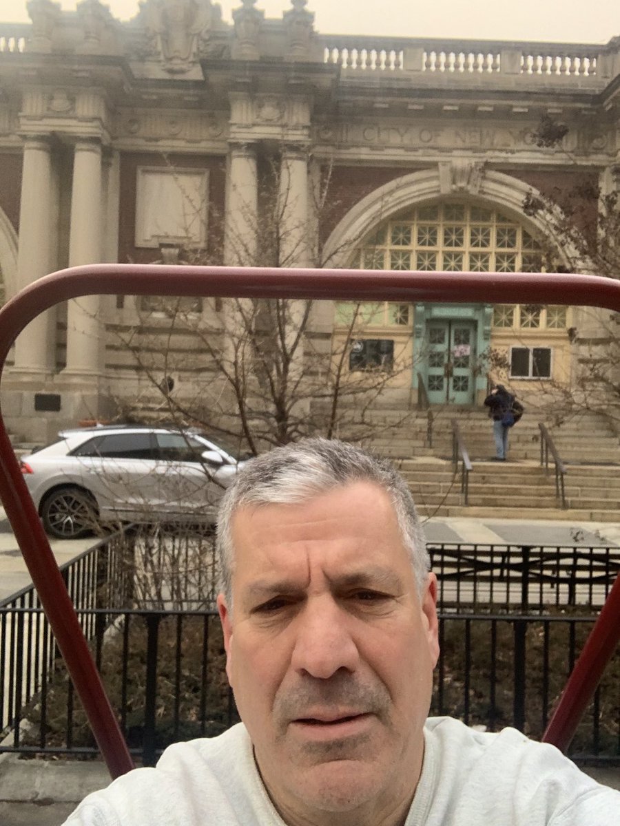 Charles Gasparino tweet media