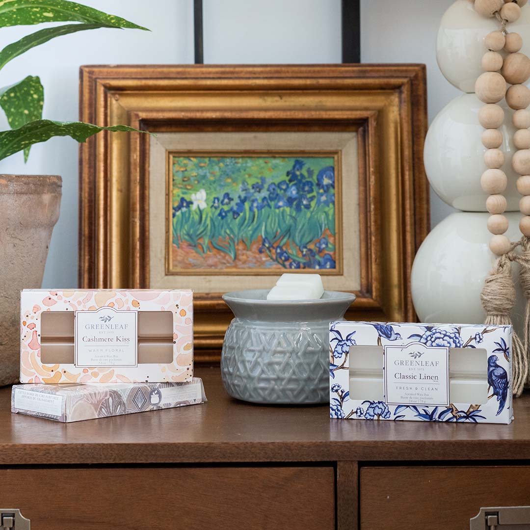 greenleafgifts's tweet photo. Pick your favorite Greenleaf Wax Bars and warm them in our neutral gray warmer that looks lovely in your bedroom, bathroom, living room, and beyond. Shop Now: https://t.co/gsEY7CgJsm https://t.co/ove4Y0QxPp