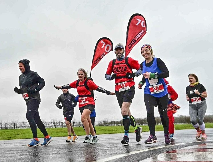 Philsdriving's tweet photo. Having a blast, literally, pacing the @dbmaxevents #chilly10k at the Castle Combe.
Despite the best efforts of #StormEunice, our pace group kept smiling and determined, and I was so happy to hear of many PB's afterwards. It's what pacing is about, helping others. #dbmaxpaceteam https://t.co/El9h4wcPtP