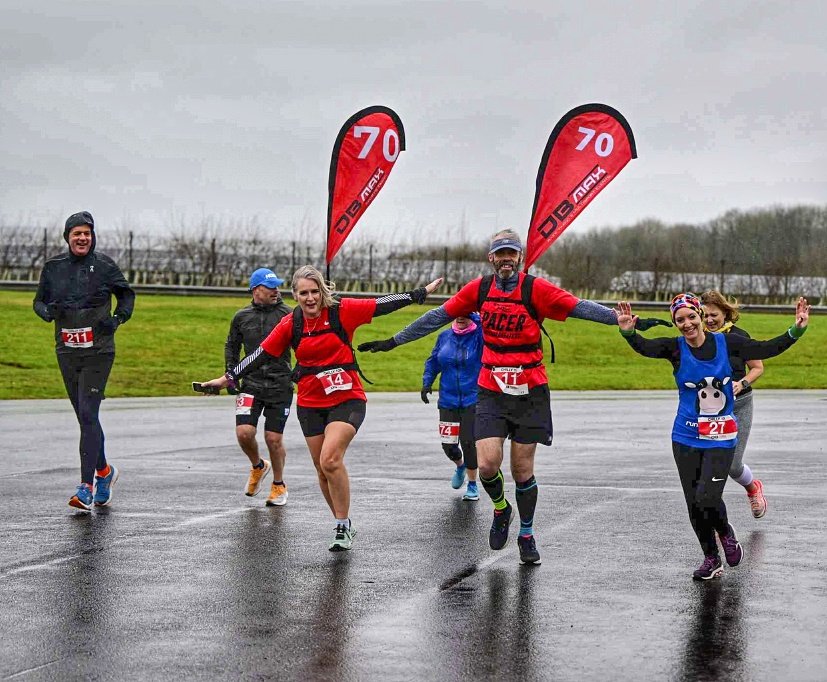 Philsdriving's tweet photo. Having a blast, literally, pacing the @dbmaxevents #chilly10k at the Castle Combe.
Despite the best efforts of #StormEunice, our pace group kept smiling and determined, and I was so happy to hear of many PB's afterwards. It's what pacing is about, helping others. #dbmaxpaceteam https://t.co/El9h4wcPtP