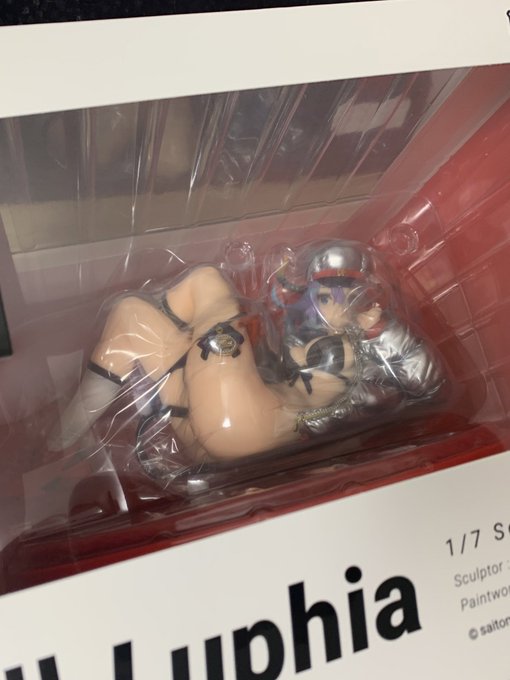 saitom先生のDFシリーズ 最高!
服とスニーカーのディテールと質感
とっても素晴らしいです
肉感もたまらないッ!
保存用のため もう一個買いますか! 