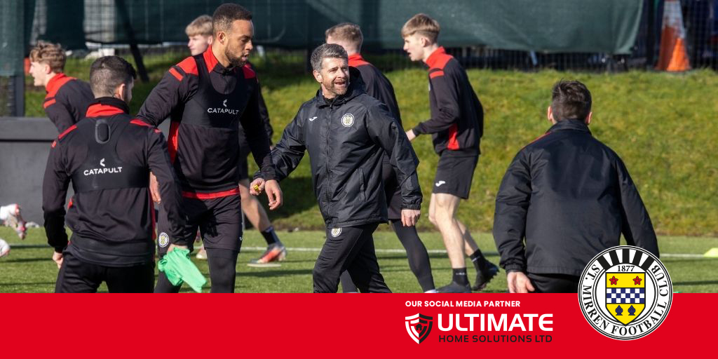 saintmirrenfc's tweet photo. Straight to work.

#WelcomeStephen #COYS https://t.co/k2OB8SpjDE