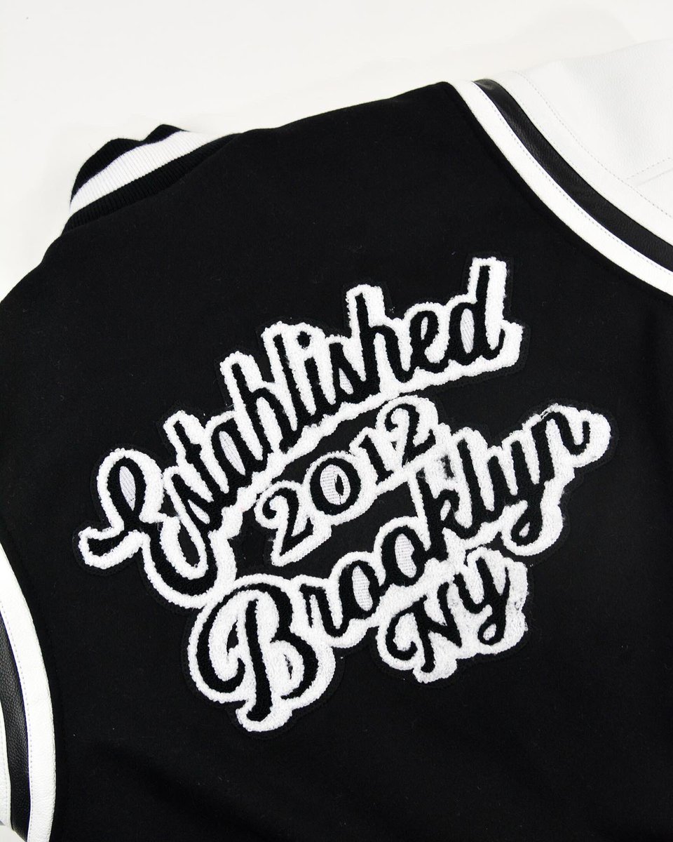 mrlegacyyyyyy's tweet photo. In collaboration w the Brooklyn Nets. 

Dropping this Thursday in Barclays Center. https://t.co/F39e8PQnuq