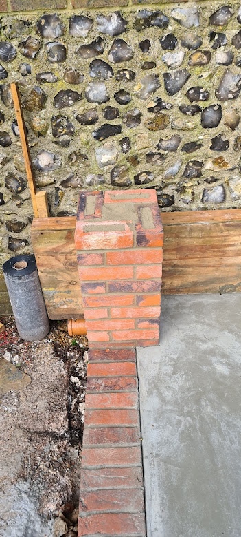 The ongoing works for this three bay oak garage are progressing nicely, with the base laid last week 👷🏼‍♂️🔨

#msbc #community #construction #visitsussex