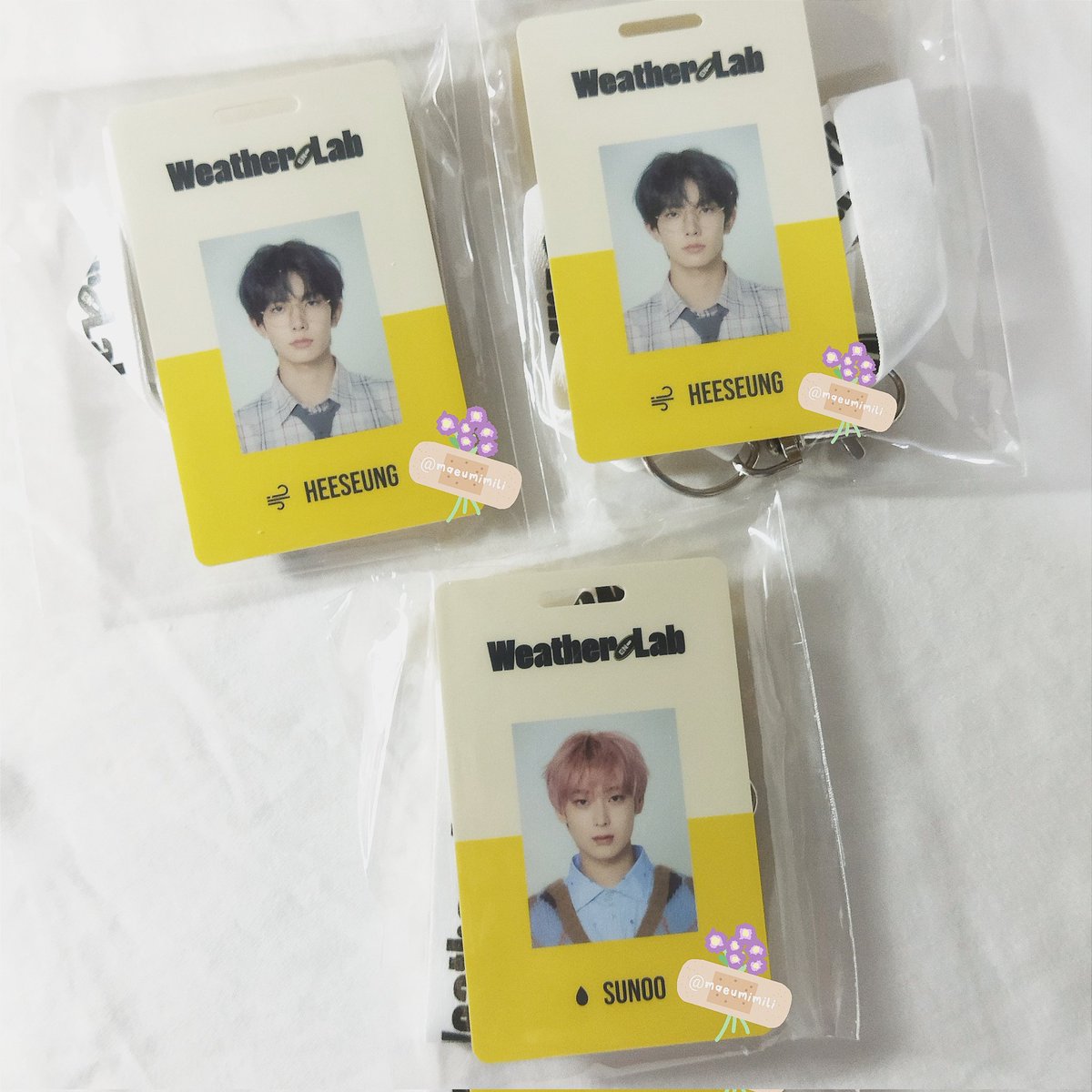 sunwonikeulike's tweet photo. ☁︎ #maeumails
⌕ @armyowns_cart | #armyowns_feedback
ʚ mail: enha sg 2022 ɞ
✎ tysm po for packing it safely and for being accomodating sa reqs ko♡ grabe kinikilig ako kasi uwing-uwi si hee, anlakas din ng sparks ng freebies! can't wait to receive my other orders from u! https://t.co/7xFL3wJz4y