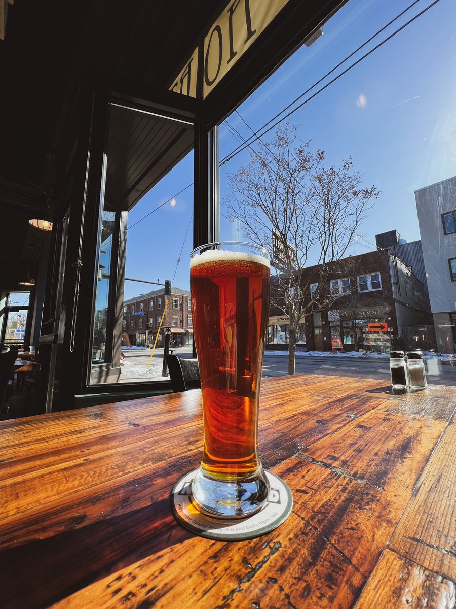 Today's $2.50 Tuesday post is dedicated to our freshly released Wild Rice Amber Bock! 
Not only is it available on happy hour, but it’s also available in crowlers.

Don't let the snow prevent you from getting a taste of a beer we've spent years perfecting. 

Cheers! 
#happyhour