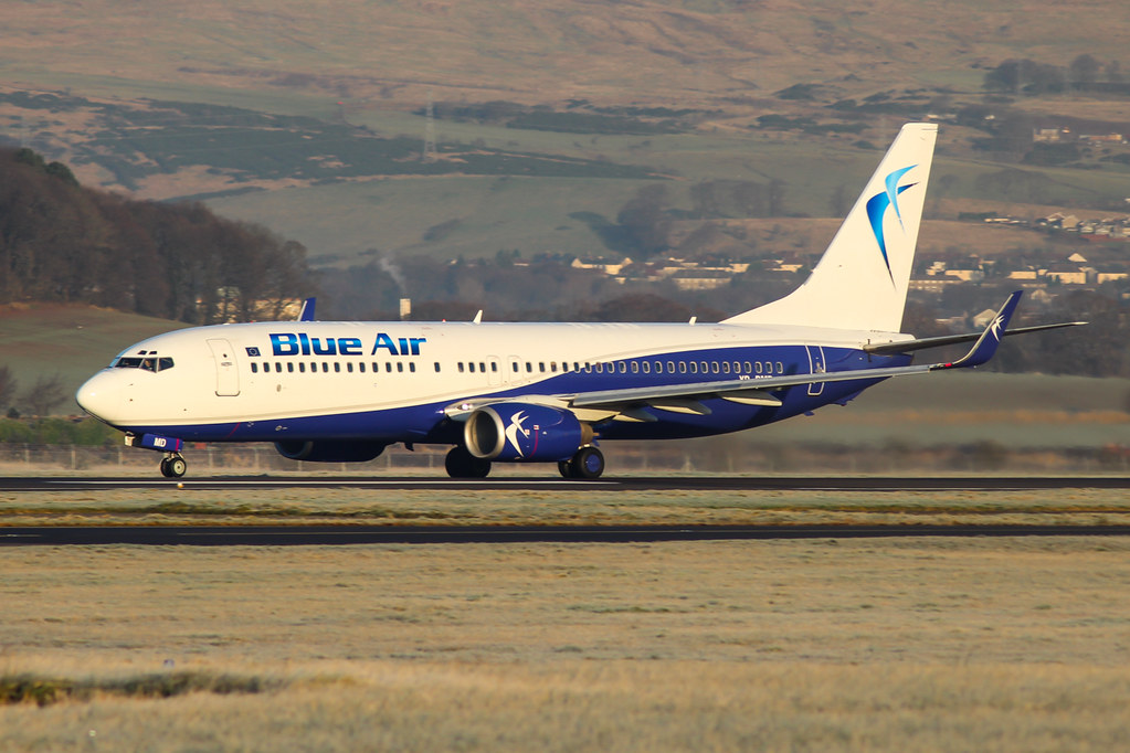 🇷🇴Blue Air sumarà la freqüència de vols entre Barcelona i Bucarest: 

🟡De vols diaris a 9 vols setmanals des del 6 de juny, el canvi hi és en el divendres i el diumenge que passa d'1 vol diari a 2 vols diaris en aquests dies.
🟡Això es farà amb B737-800 i amb B737 MAX 8.