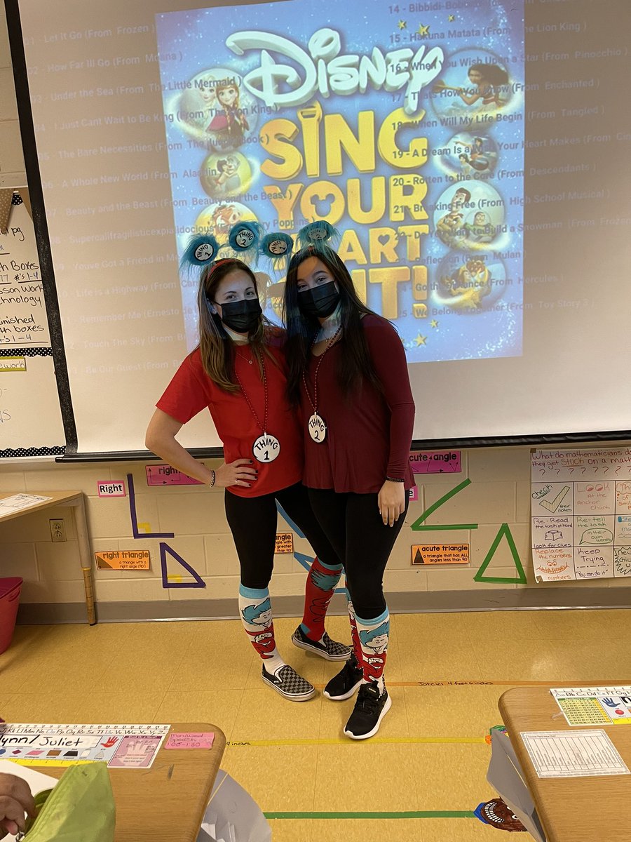BluMonkey325's tweet photo. Celebrating 2/2/22 today, making Time Capsules for the S’s to open when they graduate High School! Also had fun twinning with my @monmouthu Teacher Candidate Olivia! #lbtogetherwecan #thingonethingtwo #drseuss #twins @AmerigoSchool https://t.co/hUDCJbIzCZ