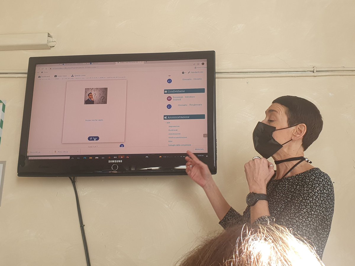 👩‍🏫Tatiana Speri di <a href="/teacheracademy/">Europass Teacher Academy</a> ci ha mostrato il Corso Agile sulla piattaforma Moodle per #observaciondocente 
📢 Condividerò tutto con i miei compagni di <a href="/CAFIgalicia/">CAFI</a> <a href="/eoi_pontevedra/">EOI Pontevedra</a>  <a href="/EOI_Vigo/">EOIdeVigo</a>  <a href="/EoiOurense/">EOI_Ourense</a> #EOIMonforte