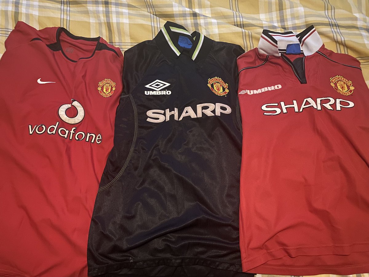 Manc_TV's tweet photo. @Castro1021 I heard you wanted to see old United tops… https://t.co/gHhNW6YL5D