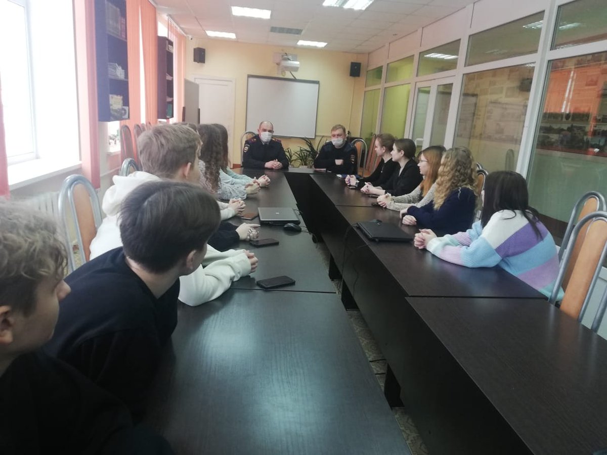 mbousosh15's tweet photo. Есть такая профессия - Родину защищать https://t.co/EAkScN0oRw https://t.co/gHH9eeE81b