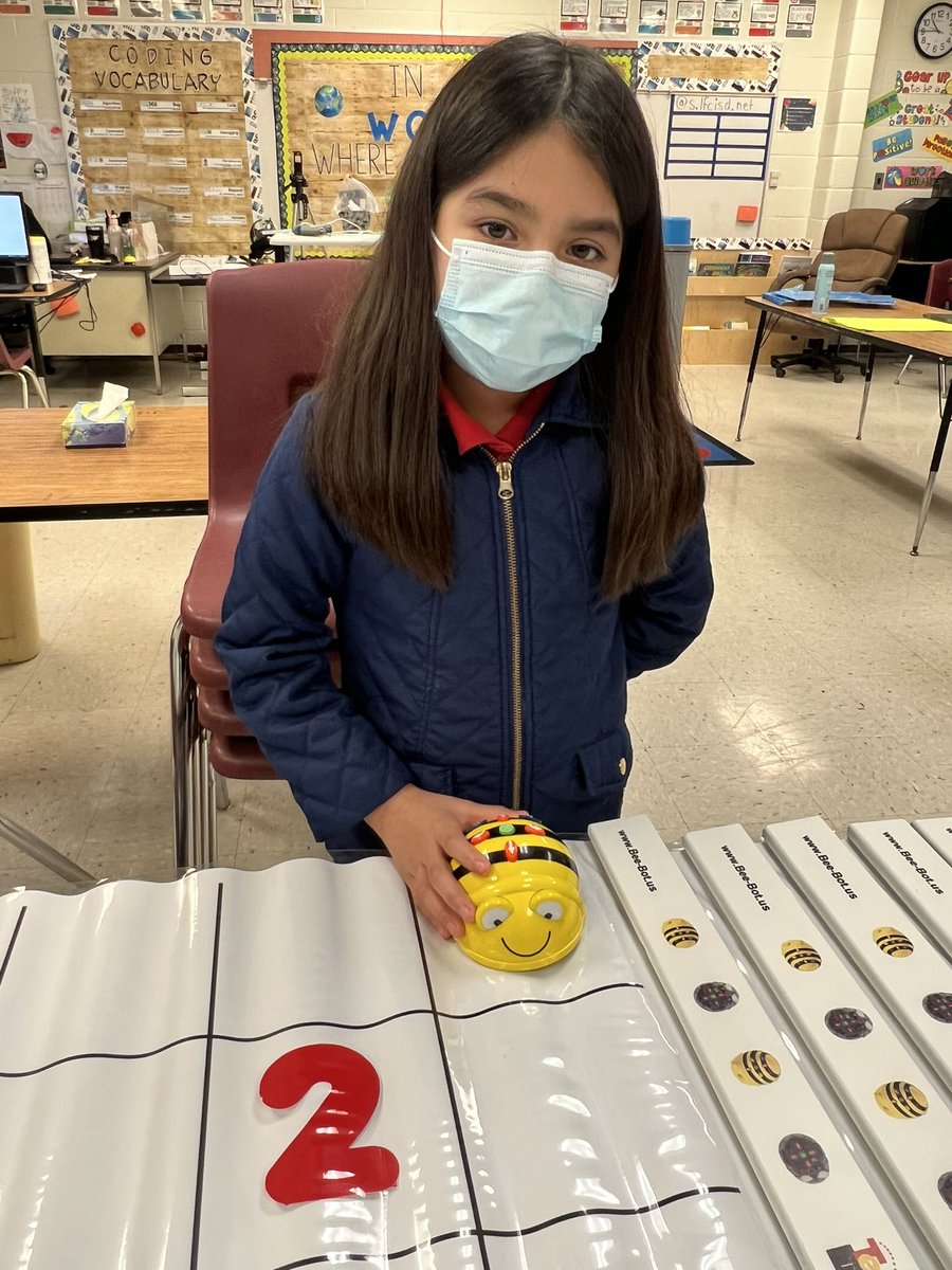 MsGllopez's tweet image. #DigitalLearningDay in full effect here at the LES Coding Lab. It’s a great day to celebrate Technology on Twosday with Tutus, Tiaras, and everything Twos! Add in a mic, some BeeBots, @Seesaw, and Code-a-Pillar and we got ourselves some great #TechXplore!