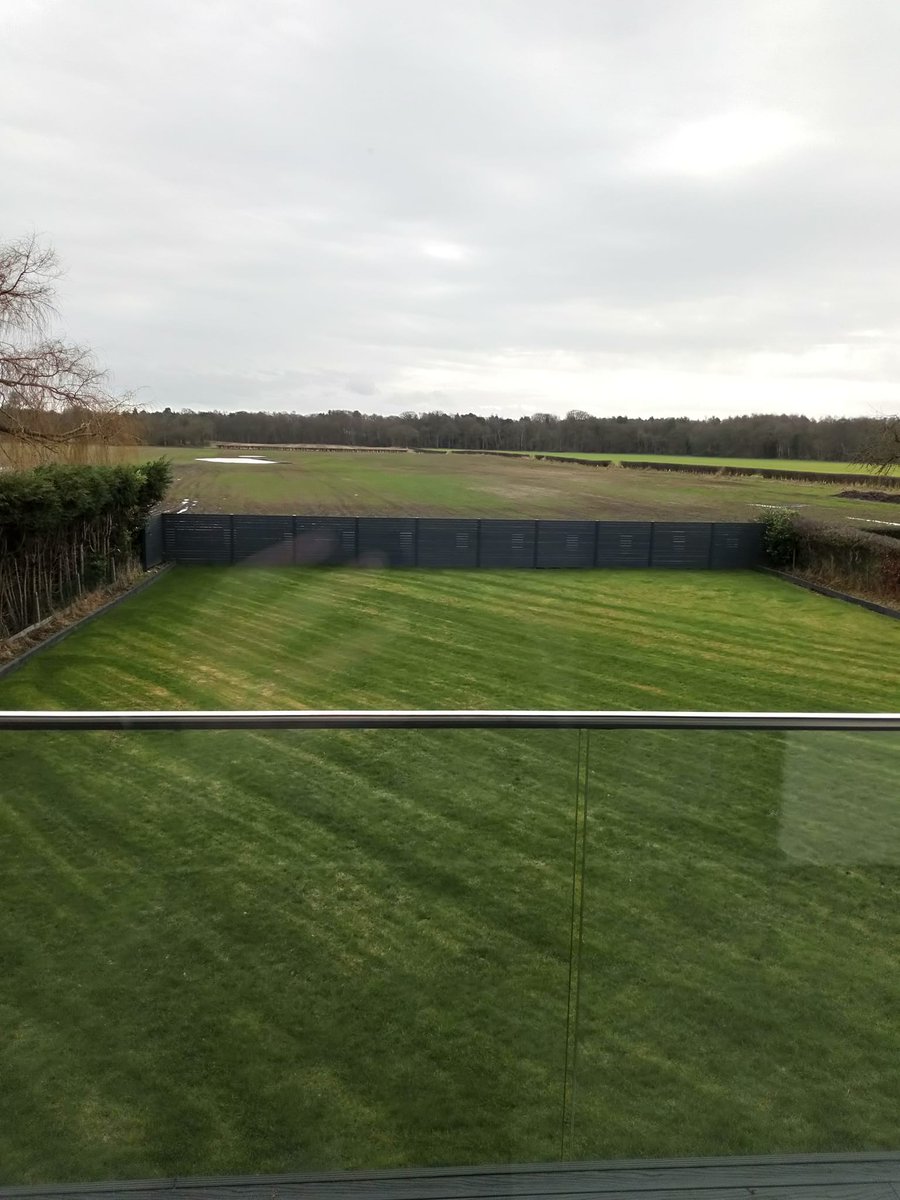 yourinventories's tweet photo. So that's a £3 million view!! An amazing property to carry out an inventory today. Living the footballers life... For a few hours at least. https://t.co/wtMegT46uw