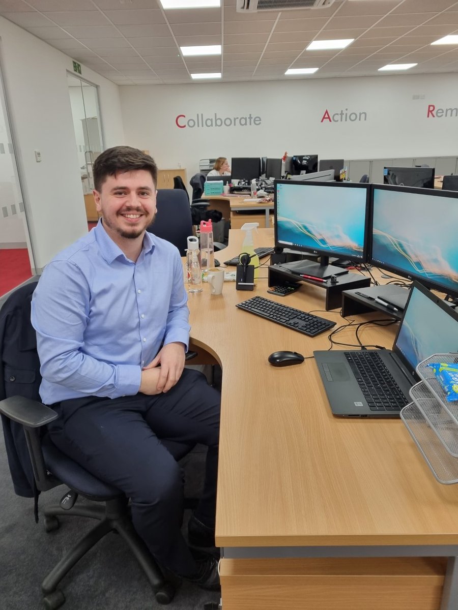 ModeSolutions's tweet image. Welcome Ben! Ben has joined the Finance Team in Print as a Finance Administrator! He has a background in personal training, but is pursuing a career in Finance 🏦

Be sure to welcome him in the comments and in person😀

#exciting #joinus #herewegrow #personalfinance 
#tech