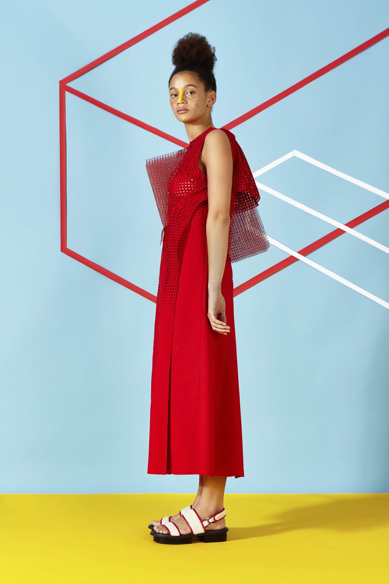 <a href="/darklunni/">Alexis Olin</a> Editorial I shot a few years ago, art direction by <a href="/betola_eth/">𝘽𝙀𝙏𝙊𝙇𝘼.𝚎𝚝𝚑</a> aka <a href="/BoxheadTweets/">BOXHEAD</a>