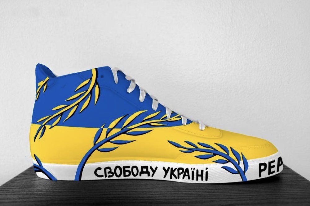 Poisonous Dictator Vladimir Putin and your henchmen at the <a href="/KremlinRussia/">Президент России</a> 

Stop the aggression, 
Little man, Crazy dreams!

#StandWithUkraine 

#FreeNavalny