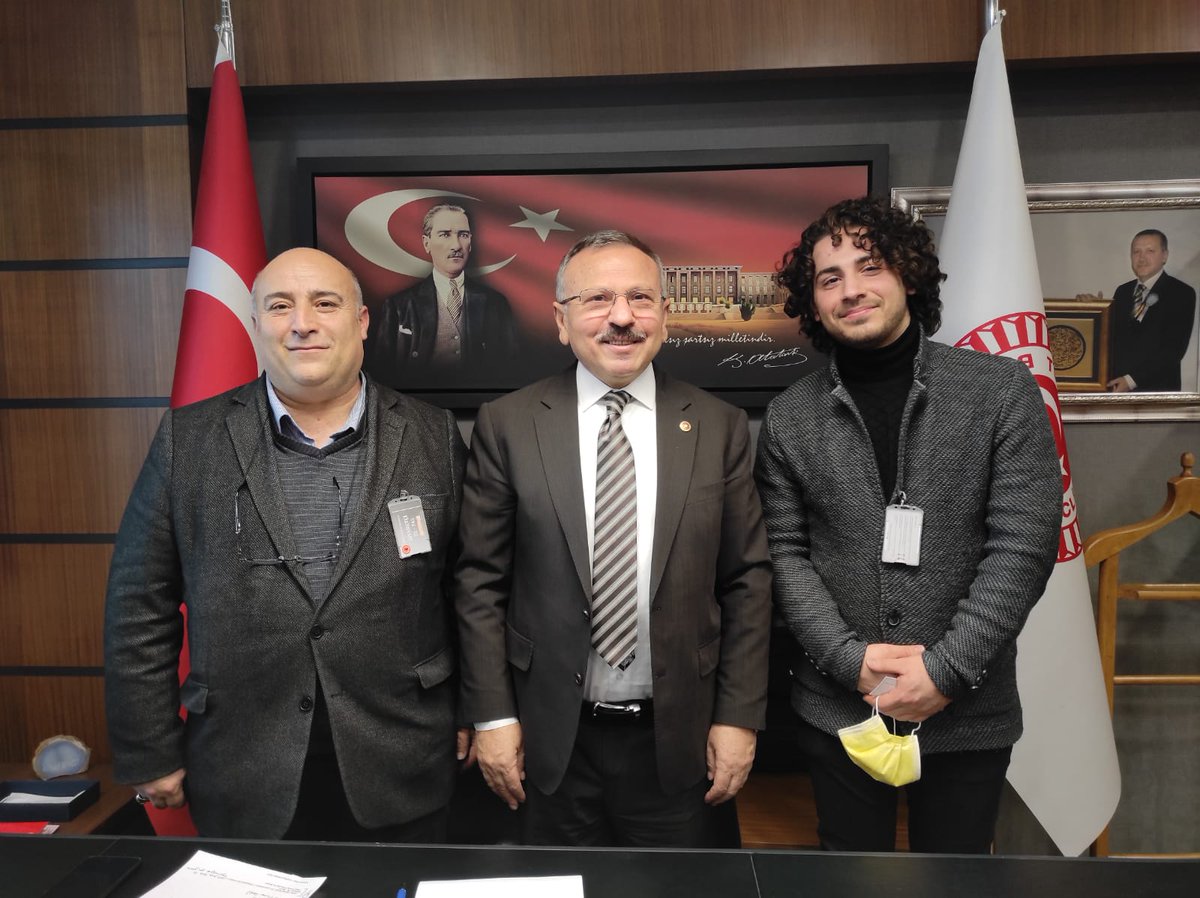 Talha kardeşimle yolumuz 2017 yılında Gençlik Merkezi Günleri kapsamında 12 - 17 yaş Şiir okuma yarışmasında 1. olduğu zaman karşılaşmıştı.

Şimdi babasıyla beraber ziyaretimize geldi.

Talha kardeşime ve tüm gençlerimize başarılı ve hayırlı bir gelecek diliyorum.