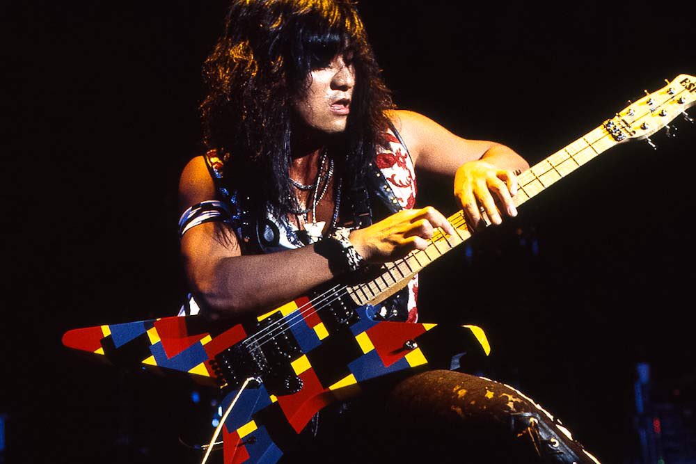 Happy birthday AKIRA TAKASAKI. Lead guitarist of Loudness
(February 22, 1961) 