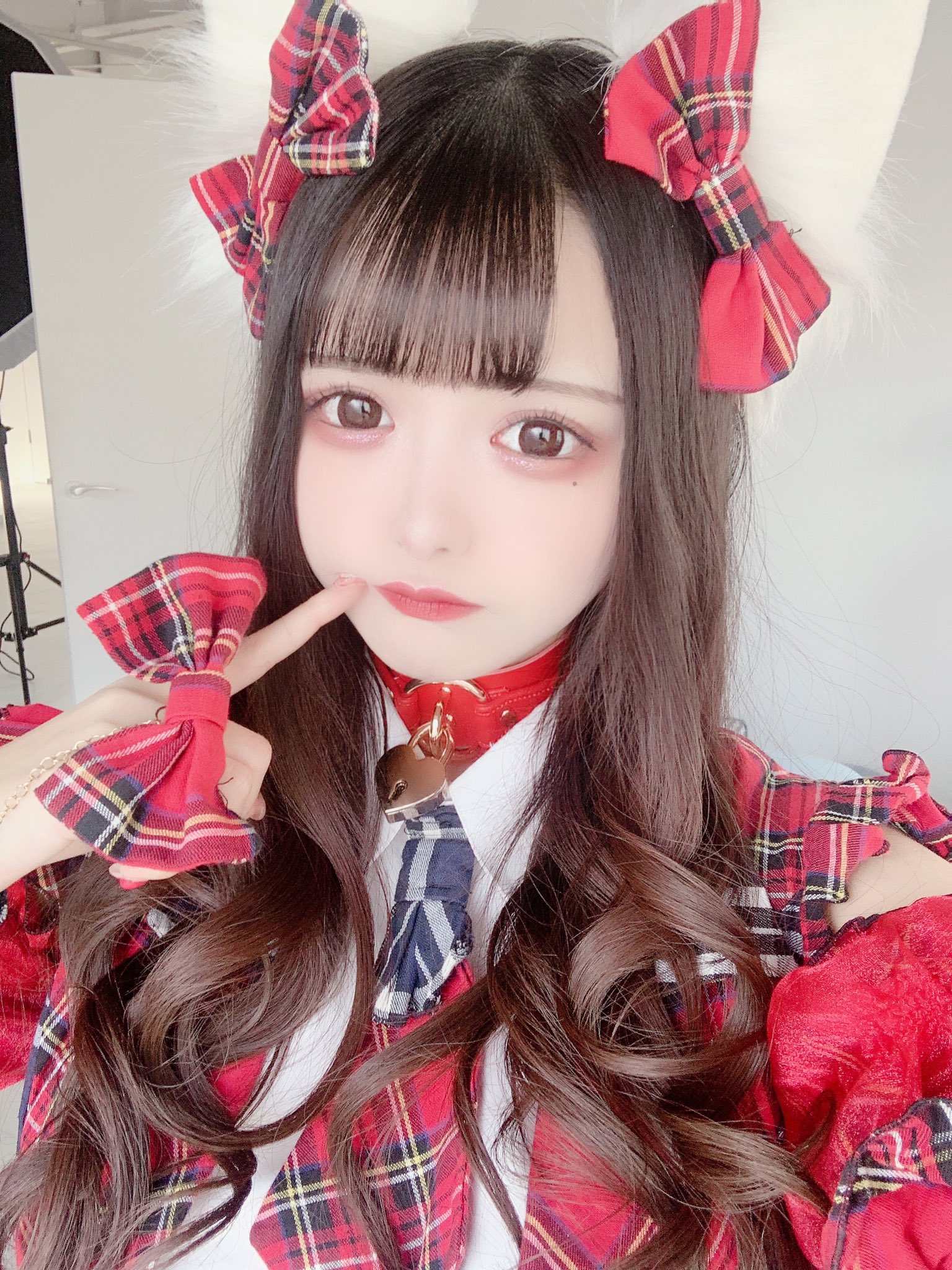 心花りり 実写ロンT