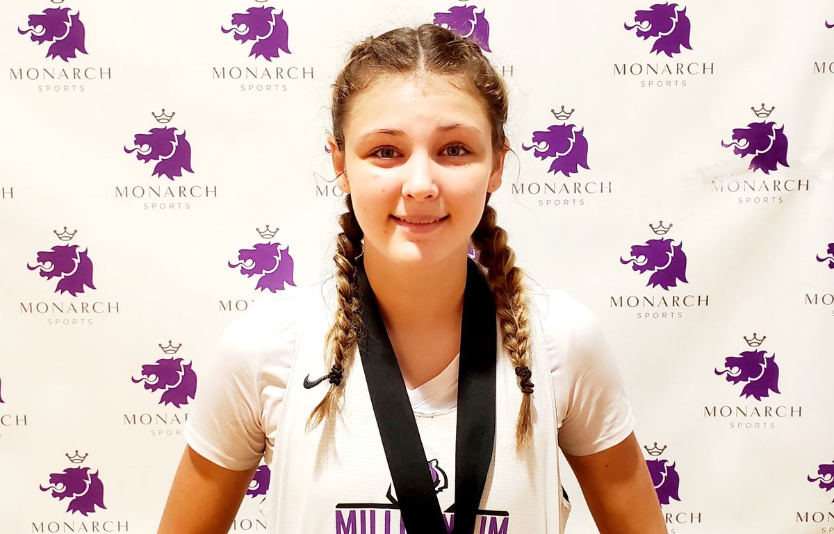 Elli Guiney from @MHSLadyBBall
was named Desert West Region Player of the Year.  She was a member of the #LadyX All-Tournament Team in June 2021!  #Props 👏🎉