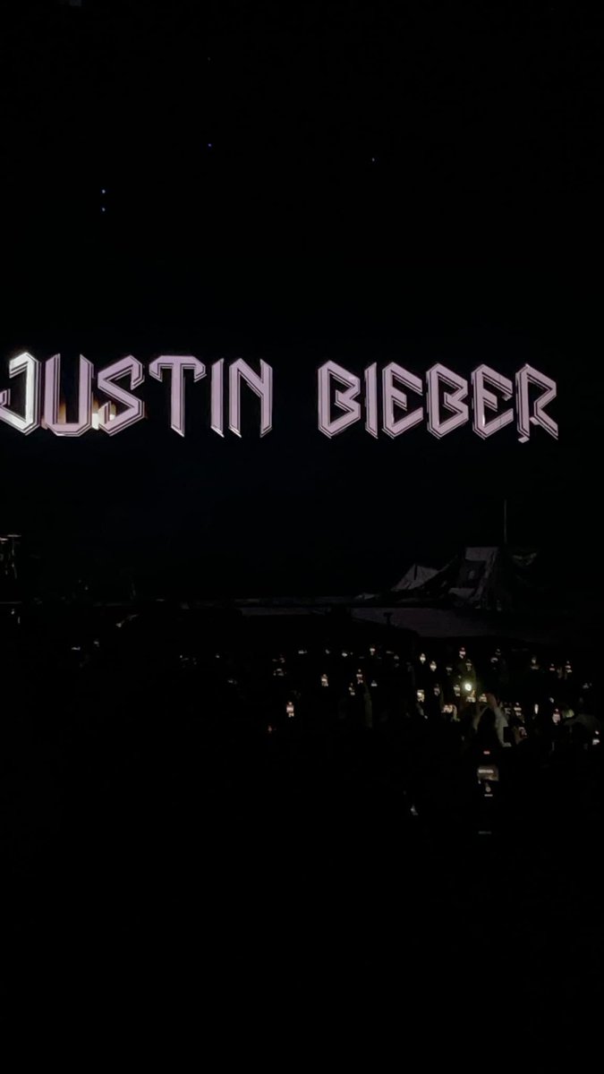 jbtraacker's tweet photo. t's your world, and I'm just in it ⚡ https://t.co/GjpB8Ut4o0