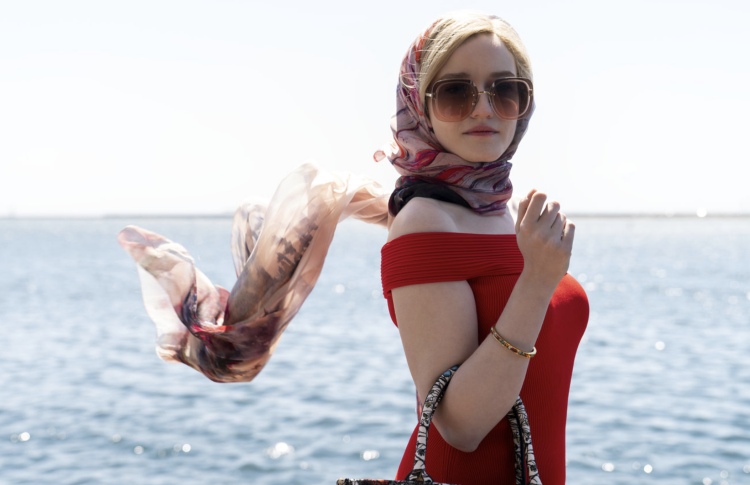 timeout_msk's tweet image. Рассказываем, стоит ли смотреть мини-сериал от Netflix, основанный на реальной истории Анны Сорокиной.
➡️timeout.ru/feature/smotre…