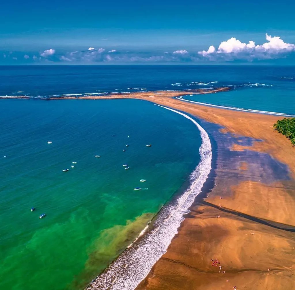 Destino_Mundo's tweet photo. On s'envole sur les plus belles plages du Costa Rica pour une dose de sable blanc sous le soleil #voyage https://t.co/oYqC3umKa6 https://t.co/NUpd1rwt2L