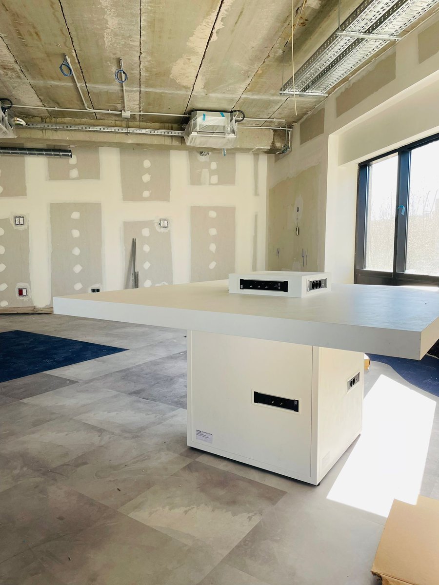 C95Creative's tweet photo. Trabajando en el montaje de las nuevas oficinas de @eGoGames_
#proyectosamedida #diseñodeoficina #mueblesamedida https://t.co/zUlPvsVYIG