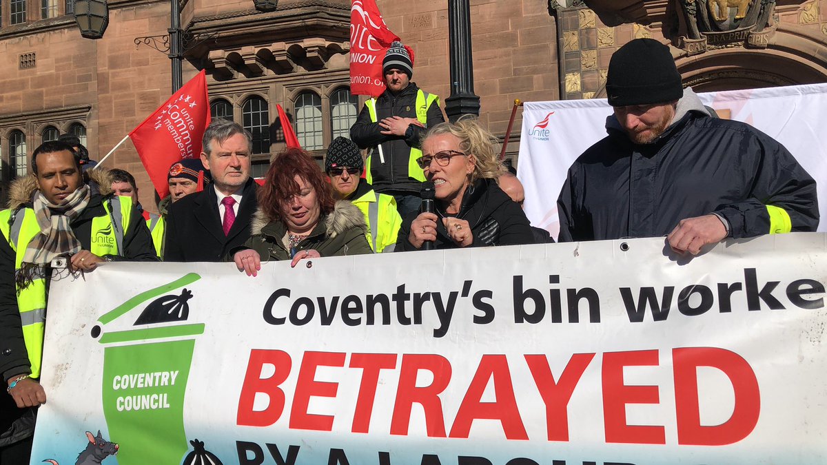 KilclineUnite's tweet photo. I was proud to stand shoulder to shoulder with the HGV drivers of @coventrycc today. 

We are going nowhere, shame on the councillors that walked straight past us without a talking to the workforce. 

SUPPORT THE #CovBinStrike https://t.co/9GzTUwDodx